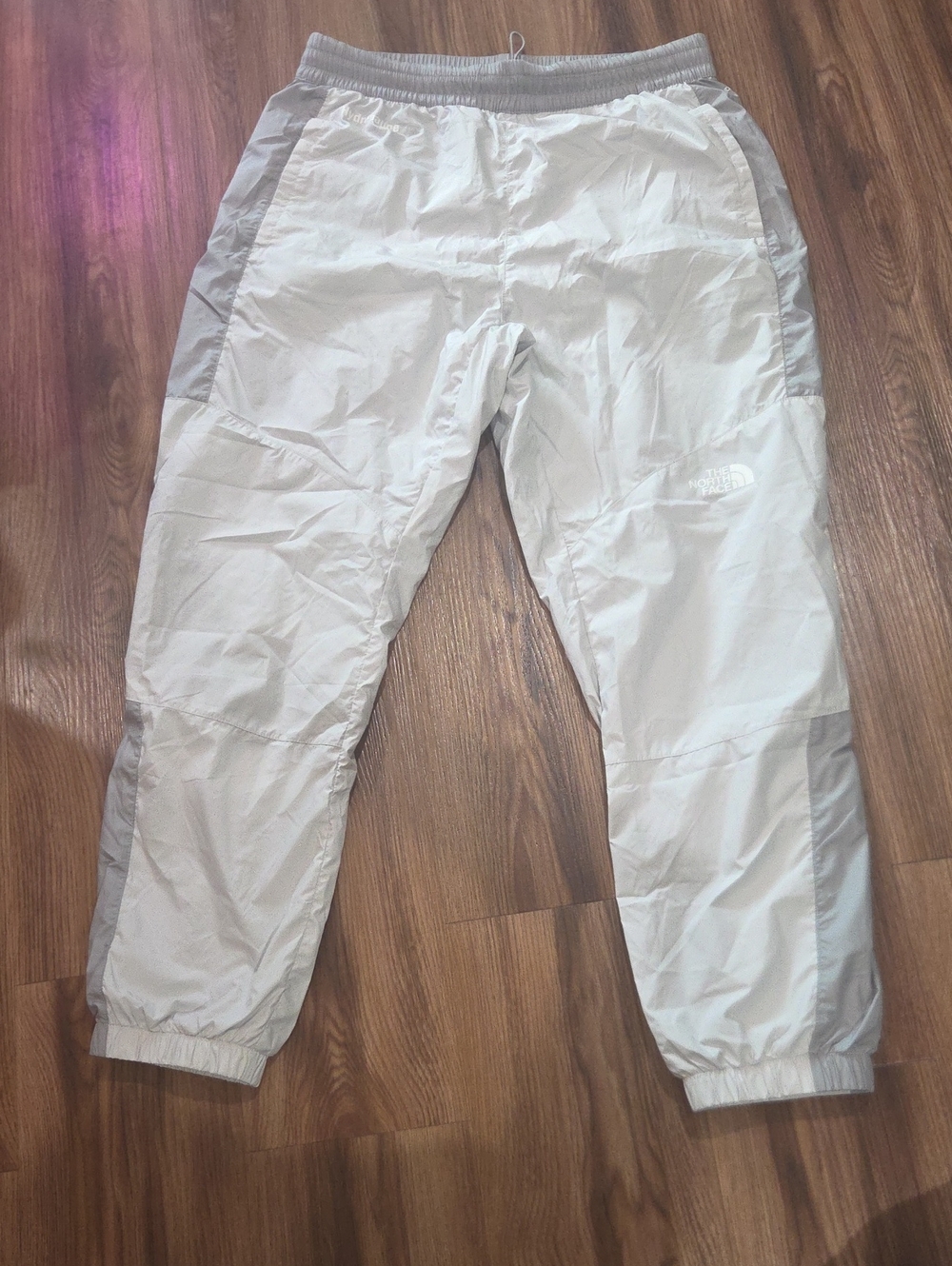 The North Face Men's Two-Tone Light Gray Windwall Hydrenaline Pants